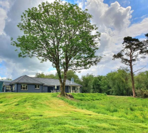 Brand new 2 bedroom home overlooking Kenmare Bay Estuary